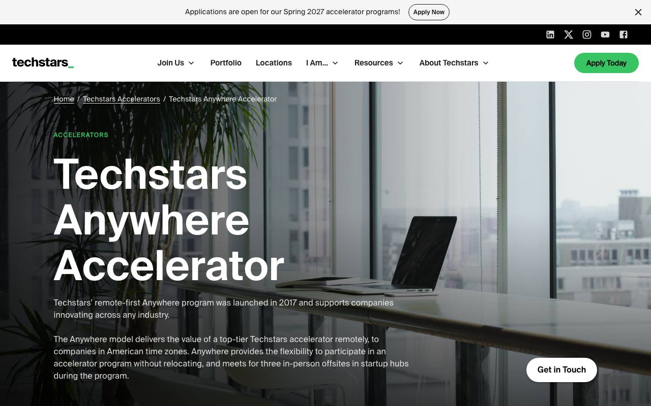 Captura de la página oficial de Techstars Anywhere Accelerator · lote marzo 2027 en techstars.com